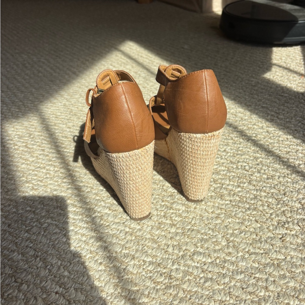 Wedges - Picture 5 of 7